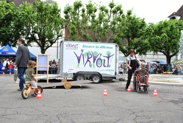 remorque de sensibilisation journée handicap à Delémont en 2010