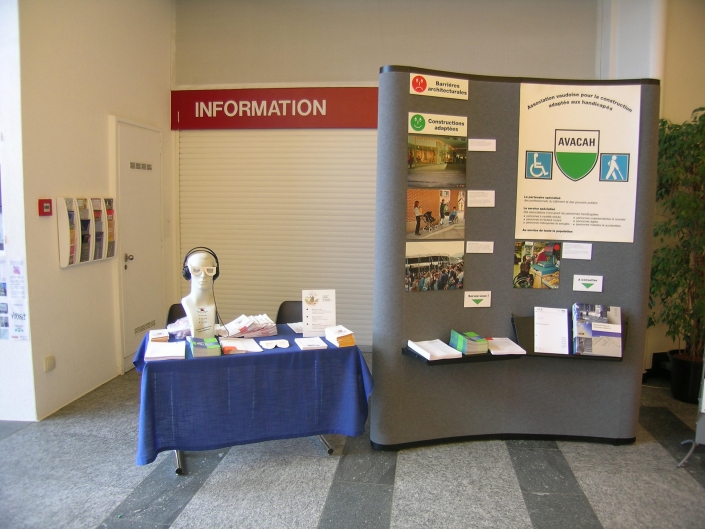 stand de l'AVACAH à l'union des communes vaudoises